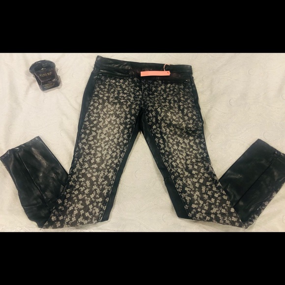 🎉HP🎉🔥Blank NYC🔥Girls Super Skinny Pants🔥Full Measurements in Photos🔥 - Picture 5 of 16